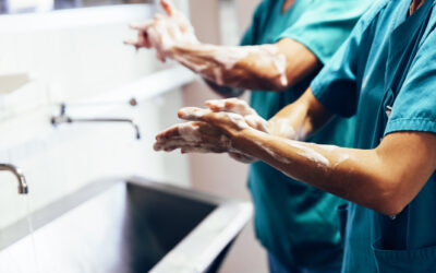 Compartiendo conocimientos en higiene de manos