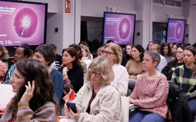 Más de 100 enfermeras asisten a la jornada “Acompañando a la Mujer durante la Menopausia: un camino de transformación hacia el bienestar”